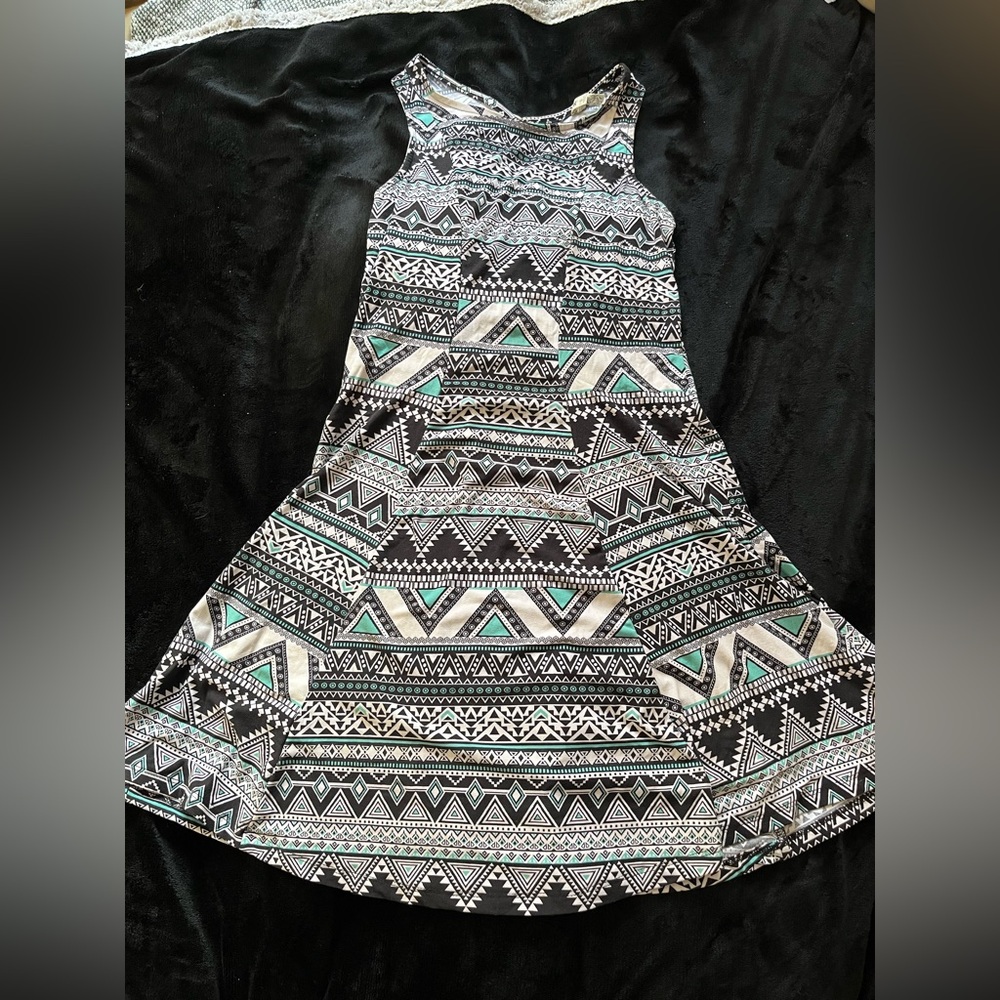 Geometric Patterned Sleeveless Dress